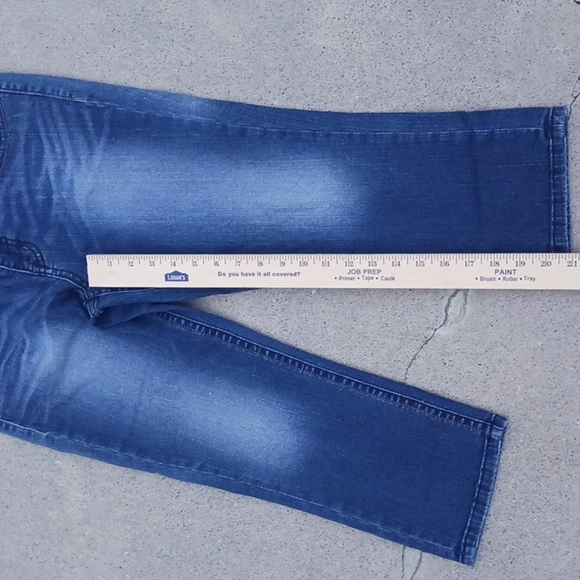 A.n.a. women's darkwash capri jeans size 8P - Picture 8 of 10